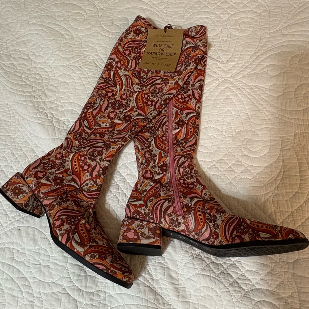 NWT - Zayla Groovy Print Tall Boots by Chelsea & Violet.